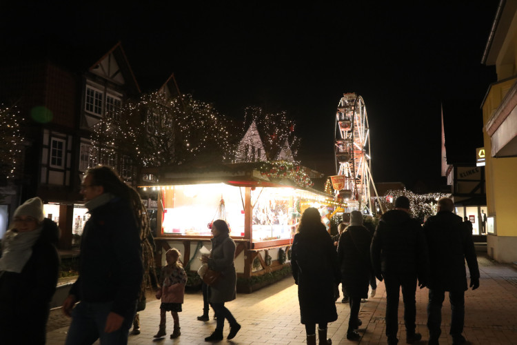 Wo sich Christkind und Väterchen Frost vergnügen würden: KURT zeigt Euch die schönsten Fotos vom Weihnachtsmarkt Gifhorn