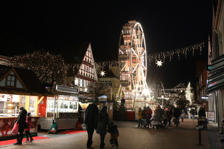 Wo sich Christkind und Väterchen Frost vergnügen würden: KURT zeigt Euch die schönsten Fotos vom Weihnachtsmarkt Gifhorn