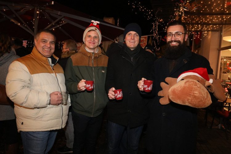 Wo sich Christkind und Väterchen Frost vergnügen würden: KURT zeigt Euch die schönsten Fotos vom Weihnachtsmarkt Gifhorn