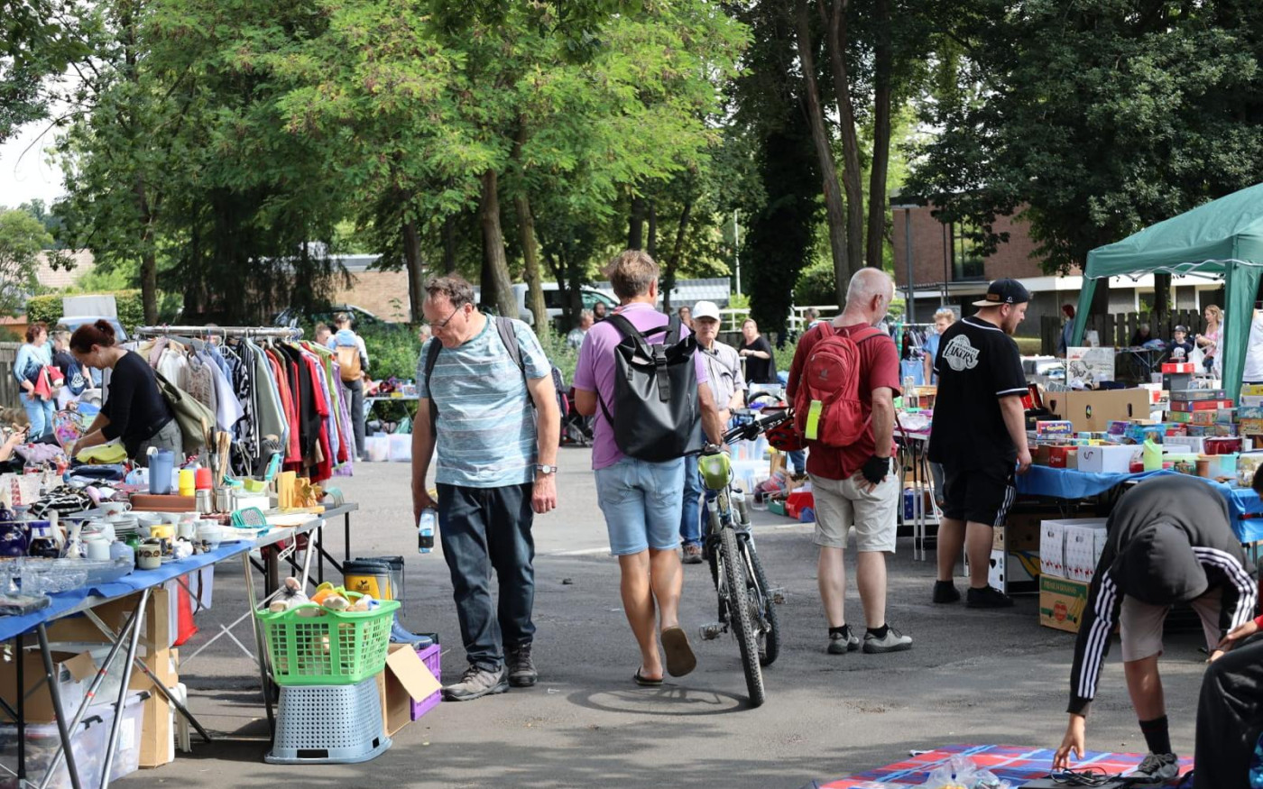Zeit zum Trödeln: Gifhorns SPD lädt für morgigen Samstag wieder zum beliebten Südstadtflohmarkt ein