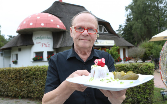 Zum Pilz - Jeder, der den wilden Weserndorfer probieren möchte, muss zum Landgasthaus